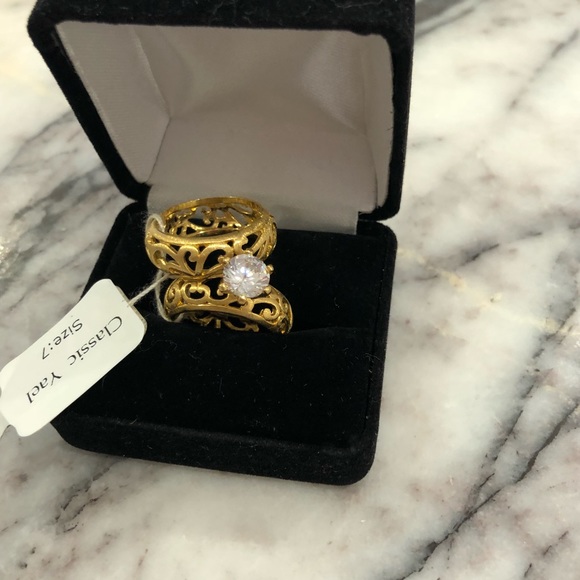 Ring - Picture 1 of 1